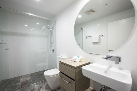 Qube Broadbeach - Accommodation Fremantle 39
