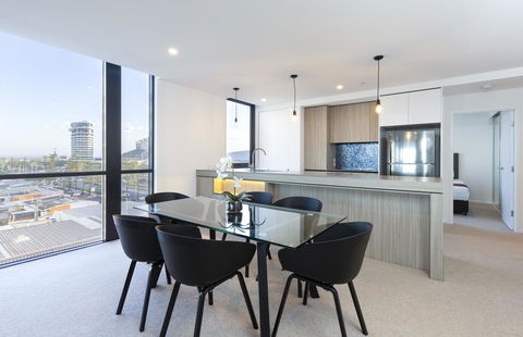 Qube Broadbeach - Accommodation Fremantle 43