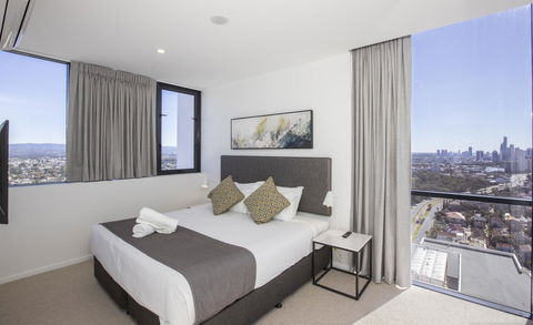 Qube Broadbeach - Accommodation Fremantle 1