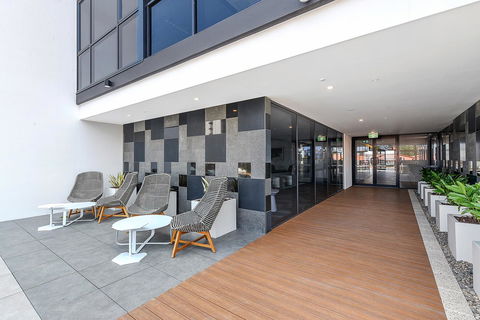Qube Broadbeach - Accommodation Fremantle 24