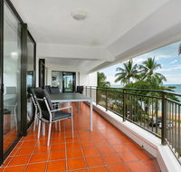 Roydon Beachfront Apartments - Accommodation Fremantle