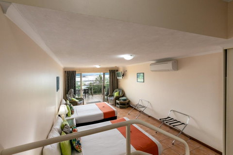 Sunlit Waters Studio Apartments - Accommodation Fremantle 24