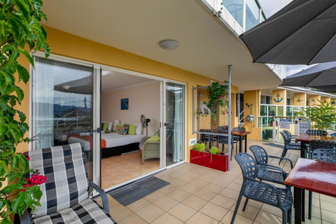 Sunlit Waters Studio Apartments - Accommodation Fremantle 31