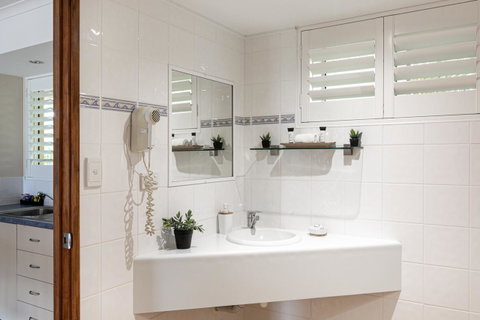 Sunlit Waters Studio Apartments - Accommodation Fremantle 26