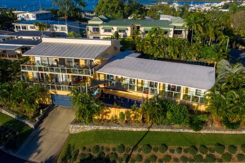 Sunlit Waters Studio Apartments - Accommodation Fremantle 8