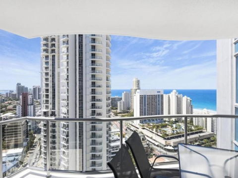 Beach Stay - Ocean & Riverview Resort Chevron Renaissance Central Surfers Paradise - Accommodation Fremantle 25