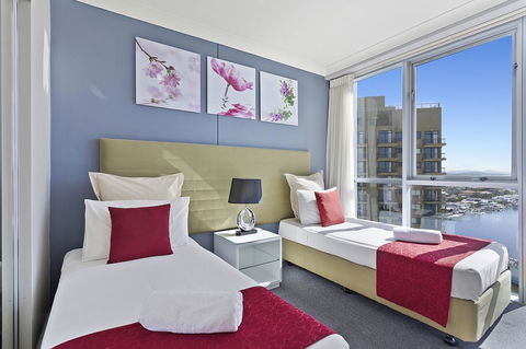 Beach Stay - Ocean & Riverview Resort Chevron Renaissance Central Surfers Paradise - Accommodation Fremantle 9