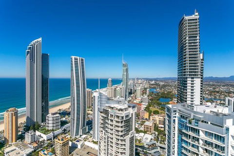 Beach Stay - Ocean & Riverview Resort Chevron Renaissance Central Surfers Paradise - Accommodation Fremantle 23
