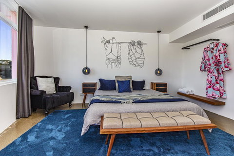The Pink Hotel Coolangatta - Accommodation Fremantle 10