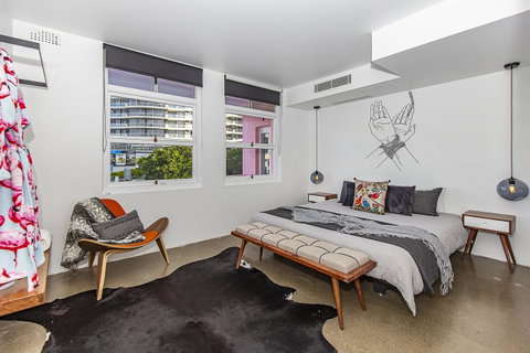 The Pink Hotel Coolangatta - Accommodation Fremantle 11