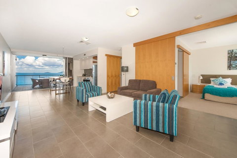 1 Bright Point Apartment 4501 - Accommodation Fremantle 1