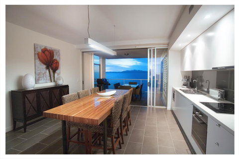 1 Bright Point Apartment 5201 - Accommodation Fremantle 3