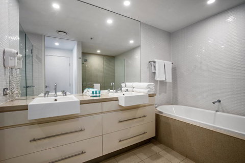 The Wave Resort - Accommodation Fremantle 7