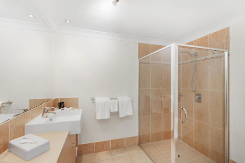 Mantra Aqueous On Port - Accommodation Fremantle 14