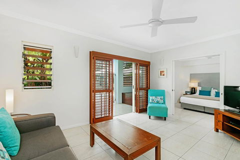 Mantra Aqueous On Port - Accommodation Fremantle 1