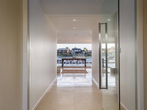 Rumrunner Resort - Accommodation Fremantle 2