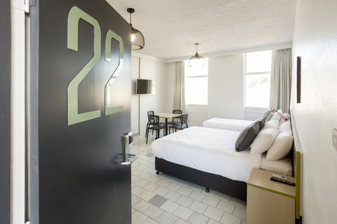 Nightcap At Emerald Star Hotel - Accommodation Fremantle 26