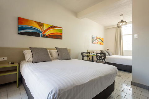 Nightcap At Emerald Star Hotel - Accommodation Fremantle 0