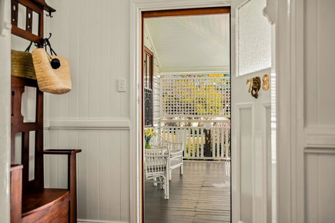 Frangipani House - Accommodation Fremantle 2