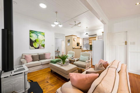 Frangipani House - Accommodation Fremantle 10