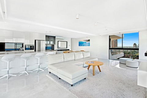 ULTIQA Beach Haven On Broadbeach - Accommodation Fremantle 3