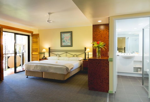 Palm Royale Cairns - Accommodation Fremantle 25