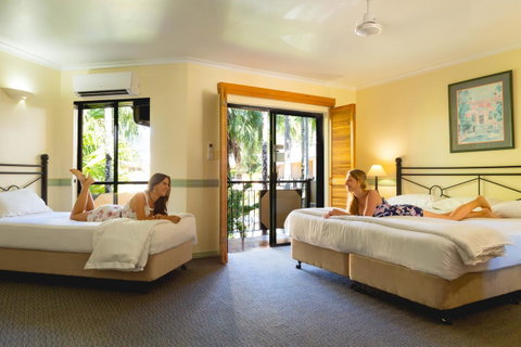 Palm Royale Cairns - Accommodation Fremantle 22