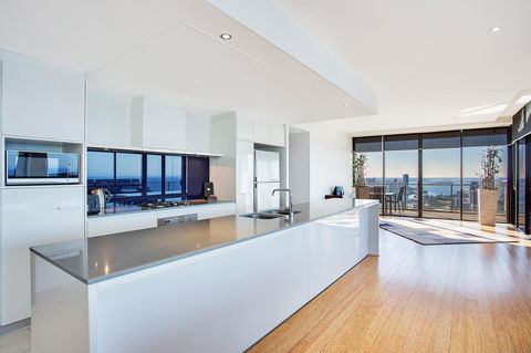 Mantra Circle On Cavill - Accommodation Fremantle 3