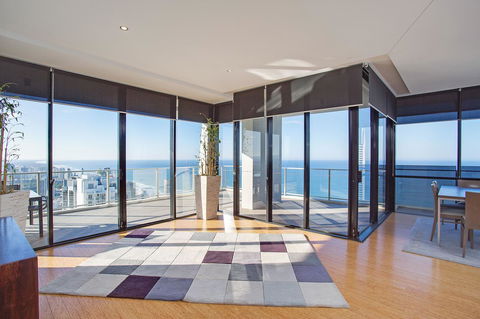 Mantra Circle On Cavill - Accommodation Fremantle 1