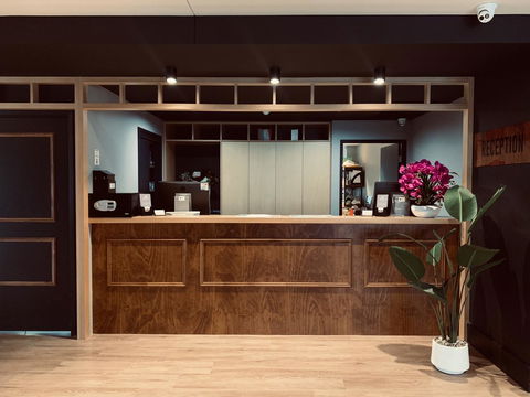 Woodroffe Hotel - Accommodation Fremantle 1