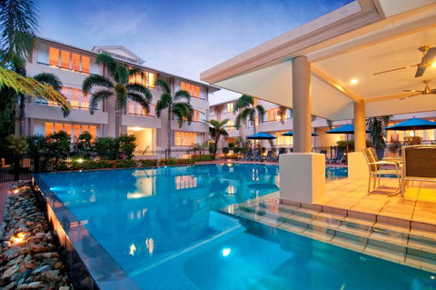 Cayman Villas Port Douglas - Accommodation Fremantle 1
