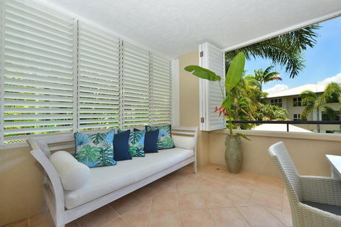 Cayman Villas Port Douglas - Accommodation Fremantle 35