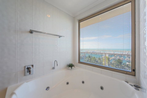 Mantra Mackay - Accommodation Fremantle 14