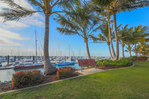 Mantra Mackay - Accommodation Fremantle 5