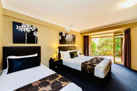 Ambassador On Ruthven - Accommodation Fremantle 1