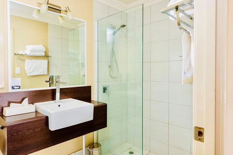 Ambassador On Ruthven - Accommodation Fremantle 23