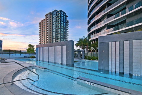 Luxury 3 Bedroom In Heart Of Broadbeach - Accommodation Fremantle 5