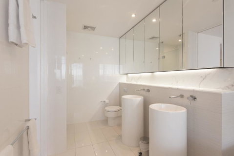 Luxury 3 Bedroom In Heart Of Broadbeach - Accommodation Fremantle 4