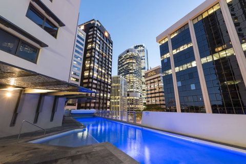 Oaks Brisbane Aurora Suites - Accommodation Fremantle 2