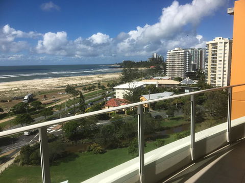 Kirra Surf Apartments - Accommodation Fremantle 33