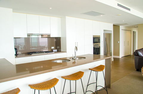 Kirra Surf Apartments - Accommodation Fremantle 31