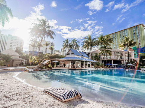 Novotel Cairns Oasis Resort - Accommodation Fremantle 0