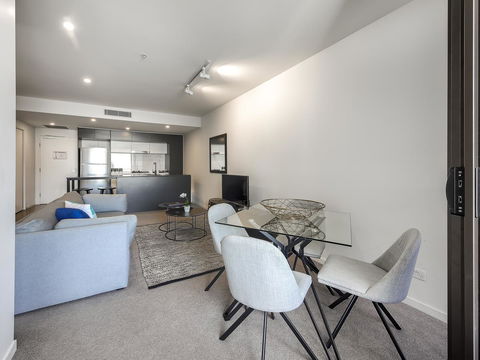 Opera Apartments South Brisbane - Accommodation Fremantle 5