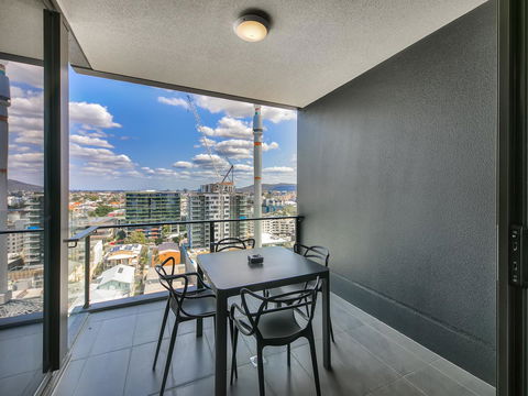 Opera Apartments South Brisbane - Accommodation Fremantle 22