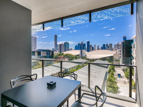 Opera Apartments South Brisbane - Accommodation Fremantle 6