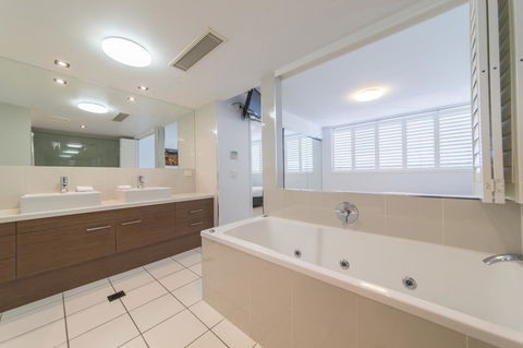 Echelon Apartments Yeppoon - Accommodation Fremantle 9