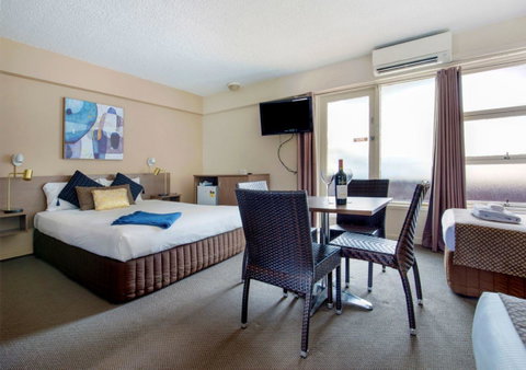 The Metropolitan Spring Hill - Accommodation Fremantle 10