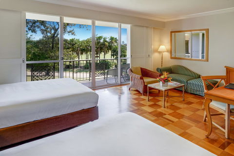 InterContinental Sanctuary Cove Resort, An IHG Hotel - Accommodation Fremantle 25