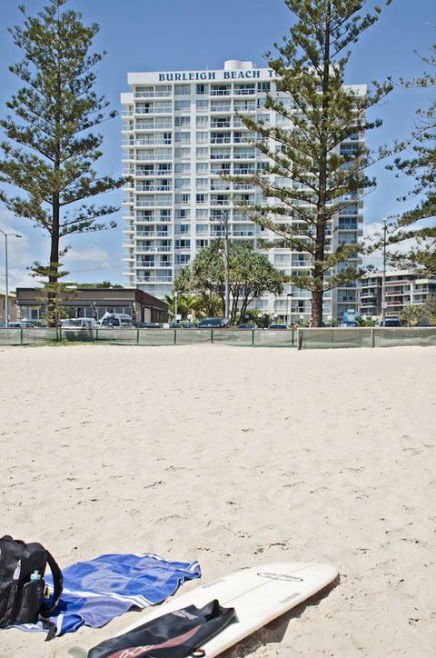 Burleigh Beach Tower - Accommodation Fremantle 15