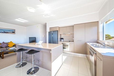 On The Bay Apartments - Accommodation Fremantle 4